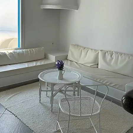 Mykonos Lolita, A To Live 3* Mykonos Town